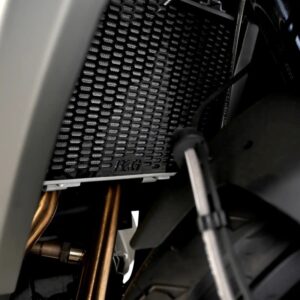 Protector de radiador R&G RACING Pro aluminio - Negro