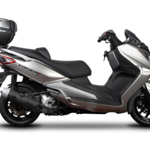 FIJACION PARA MALETA SUPERIOR SYM JOYMAX 125-i/250i/300i