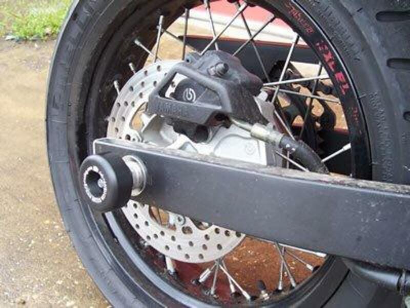 Protectores de basculante R&G RACING - negro