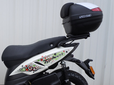 Fijacion Para Maleta Superior Piaggio Thypoon 50-125